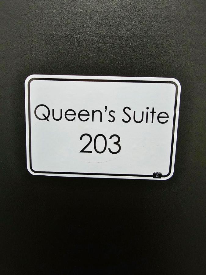 Skyline Queen'S Suites 203 Свонсі Екстер'єр фото
