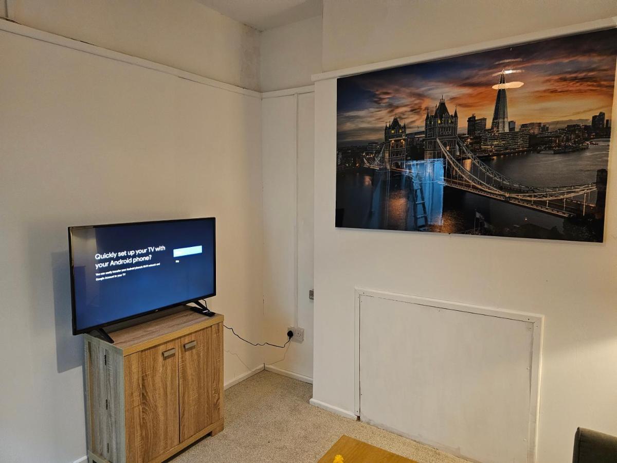 Skyline Queen'S Suites 203 Свонсі Екстер'єр фото